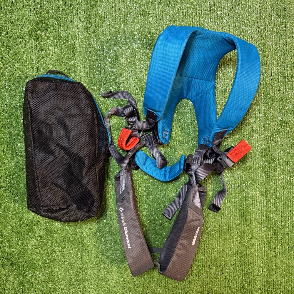 Black Diamond Climbing Harness with Bag - Kids